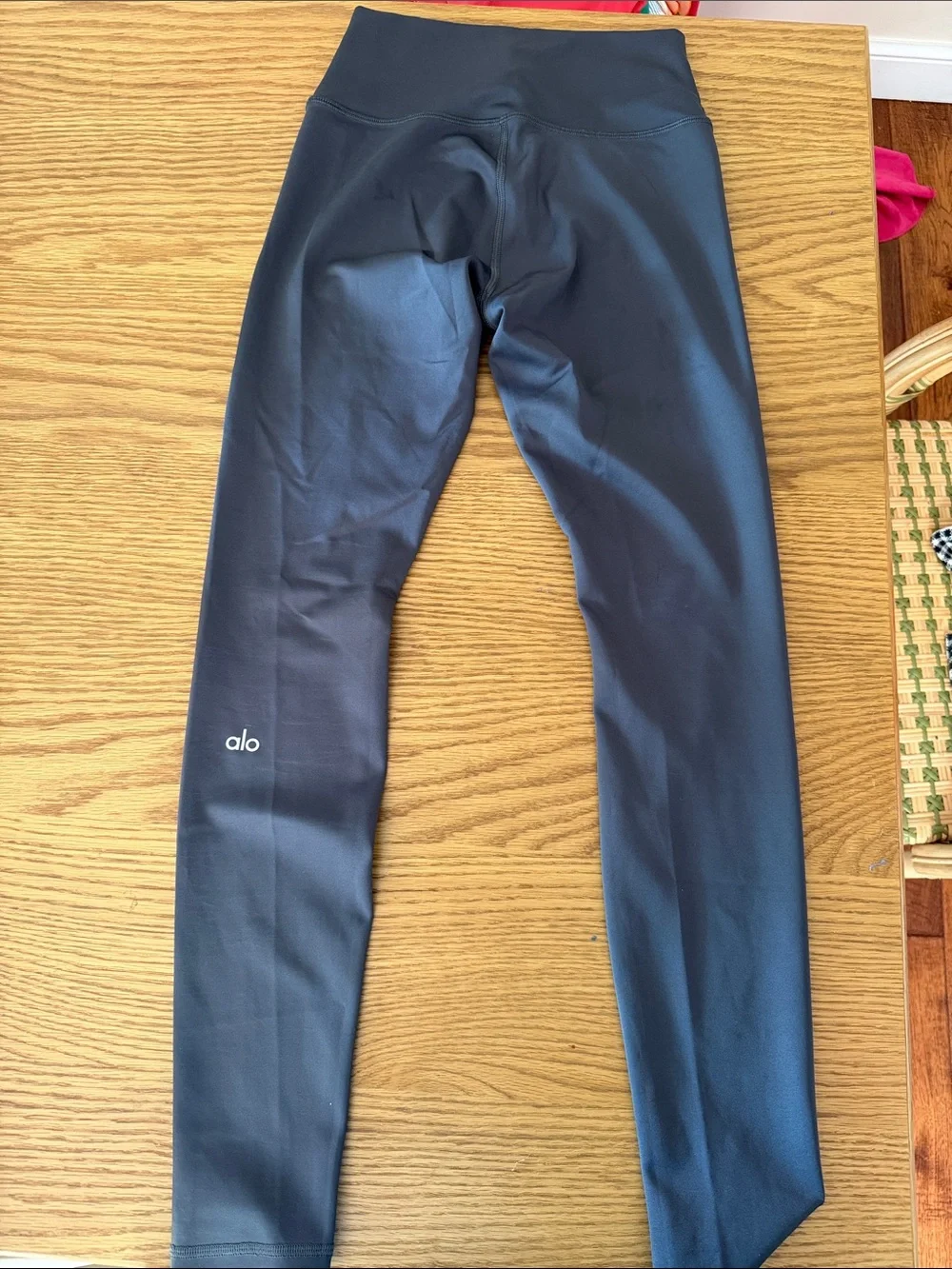Dark grey womens ALO leggings